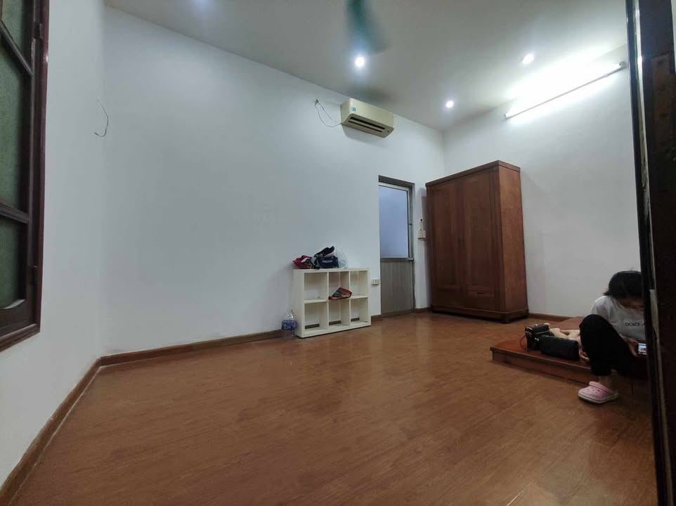 Căn hộ cho thuê tại phố Ngọc Hà, Ba Đình 55m² - Ô tô đỗ cửa, tiện nghi đầy đủ!