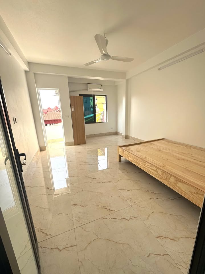 Phòng cho thuê tại ngõ 205 Phú Diễn, giá chỉ 3.5 triệu - Không chung chủ, thoải mái giờ giấc!
