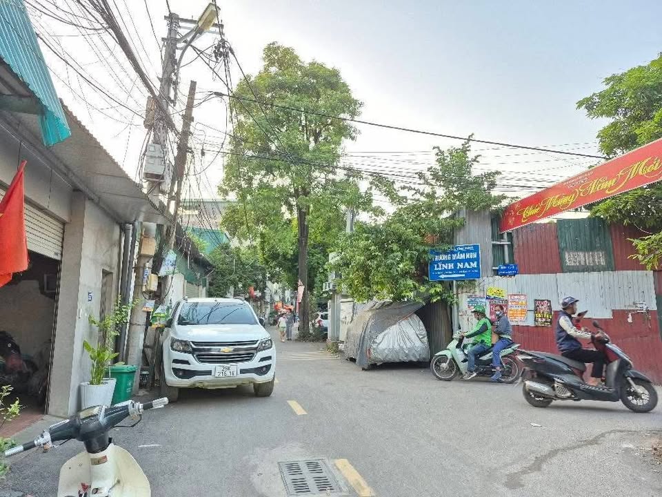 Đất nền Vĩnh Hưng Hoàng Mai 76m² giá 9.88 tỷ - Ô tô tránh trước nhà!