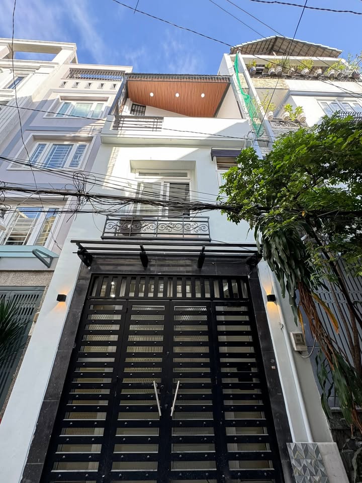 Nhà riêng hẻm xe hơi Nguyễn Xí, Bình Thạnh 34.4m² giá 6.2 tỷ - Tiện ích xung quanh đầy đủ!