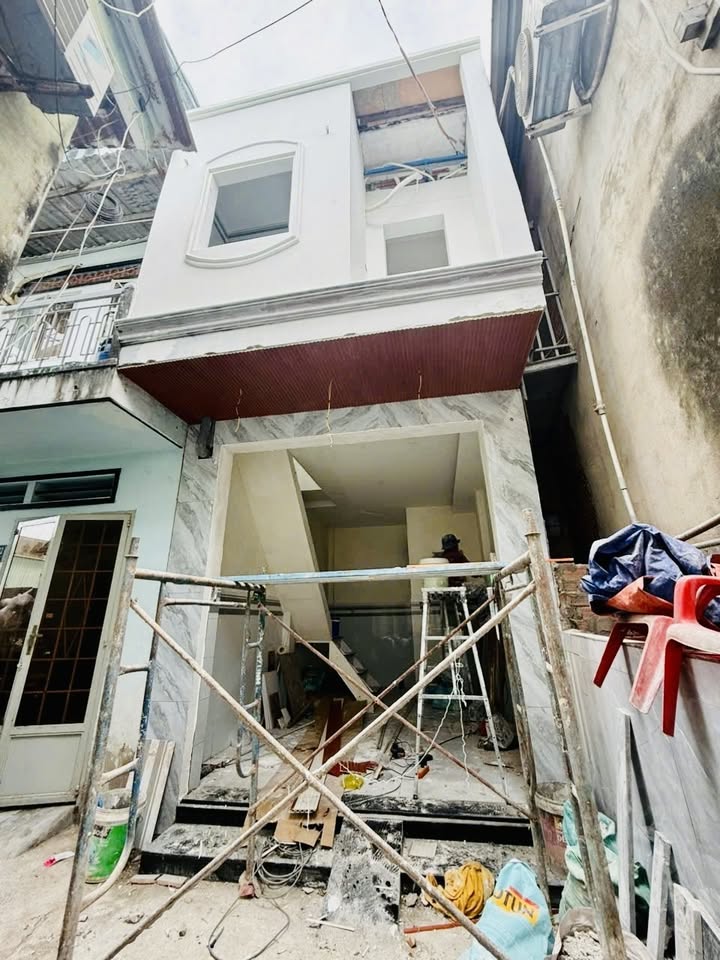 Nhà đẹp Gò Vấp 19m² giá 2.6 tỷ - Full nội thất hiện đại, dọn vào ở ngay!