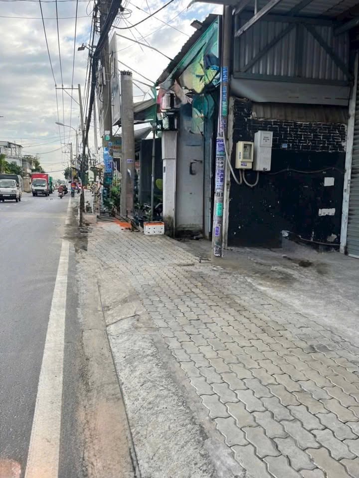 Nhà SHR Thới Tam Thôn Hóc Môn 217m² giá 14 tỷ - Khu vực kinh doanh sầm uất!