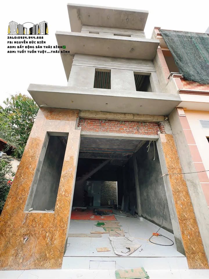 Bán nhà 3 tầng lô góc Trần Lãm, Thái Bình 47m² giá 2 tỷ - Vị trí đắc địa không thể bỏ lỡ!