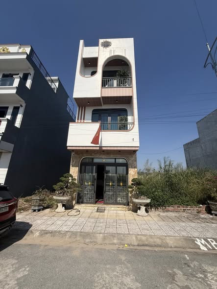 Nhà 3 Tầng Chính Chủ Bán Tại Hoa Động, Thủy Nguyên 60m² - Thiết Kế Hiện Đại, Giá Tốt!