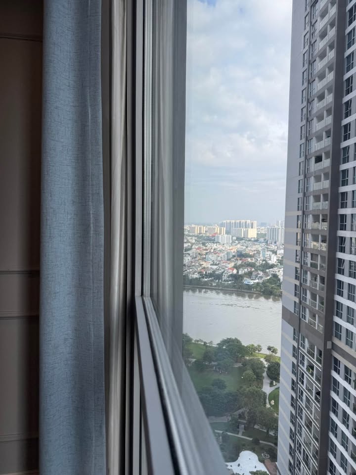 Căn hộ Park 4 Vinhomes Central Park 80m² giá 11.2 tỷ - Sổ hồng chính chủ, xem nhà linh hoạt!