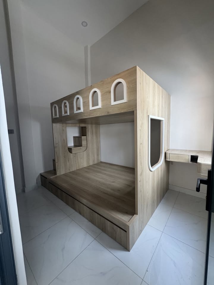 Nhà mặt tiền Đoàn Văn Bơ, Quận 4, 36m² - Kinh doanh đỉnh cao, sẵn sàng vào ở!