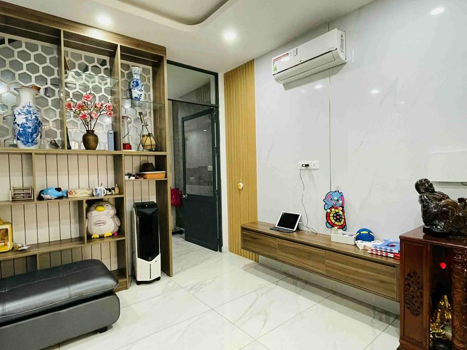 Nhà 4 tầng Quận 7, 101m² giá thỏa thuận - Phù hợp gia đình đông người!