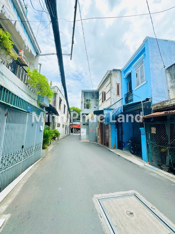 Nhà nở hậu đường Nguyễn Hữu Thọ, quận 7, diện tích 30m² - Giá chỉ 4 tỷ VND