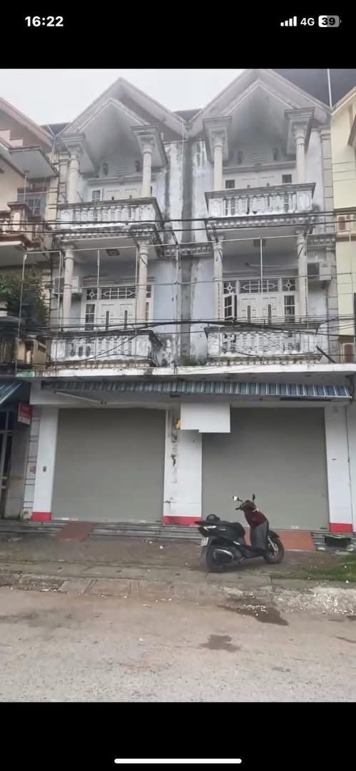 Nhà 3 tầng ngay chợ Đông Thọ, 120m² - Kinh doanh sầm uất!