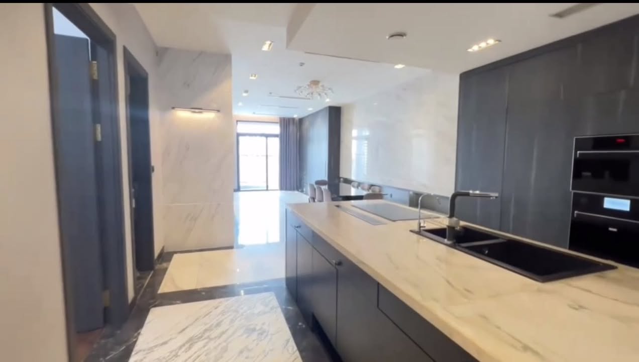 Căn hộ Royal City Thượng Đình 2PN giá 20 triệu - Full nội thất sang trọng!