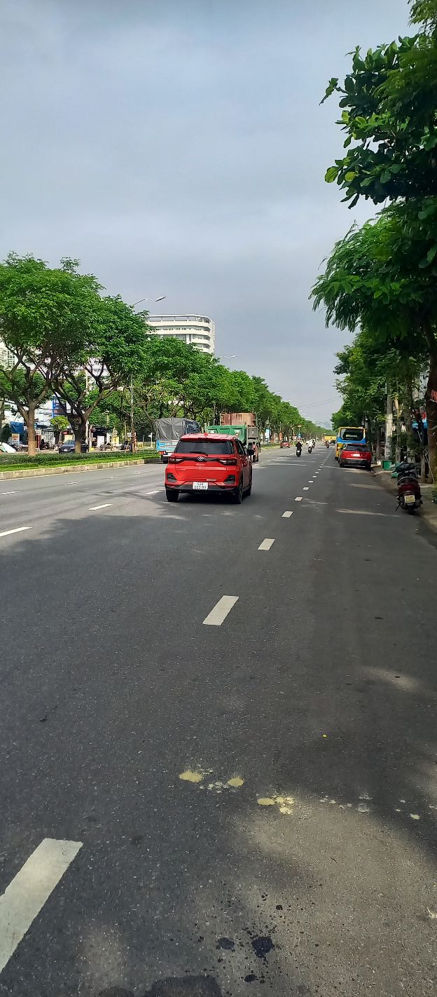 Đất nền 1000m² mặt tiền Chu Huy Mân - Giá chỉ 17,5 tỷ, cơ hội đầu tư hấp dẫn!