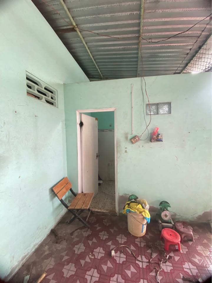 Nhà bán tại Quốc lộ 1A, Định Bình, Cà Mau - Diện tích 104m² giá chỉ 540 triệu, phong thủy tốt!