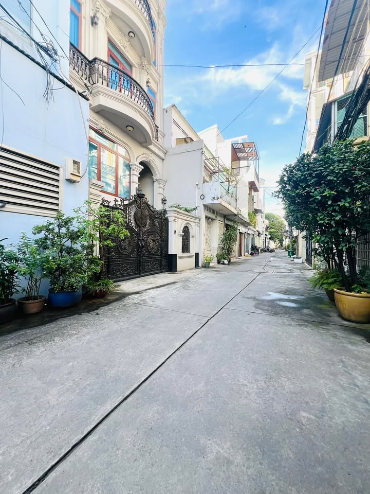 Nhà hẻm xe tải Cư Xá Lữ Gia quận 11 66m² giá chỉ 13 tỷ - Đang cho thuê có dòng tiền!