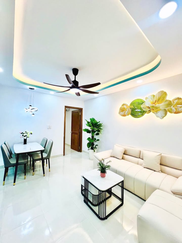 Căn hộ CT5 Vĩnh Điềm Trung Nha Trang 75.3m² giá 2.95 tỷ - Full nội thất, view công viên