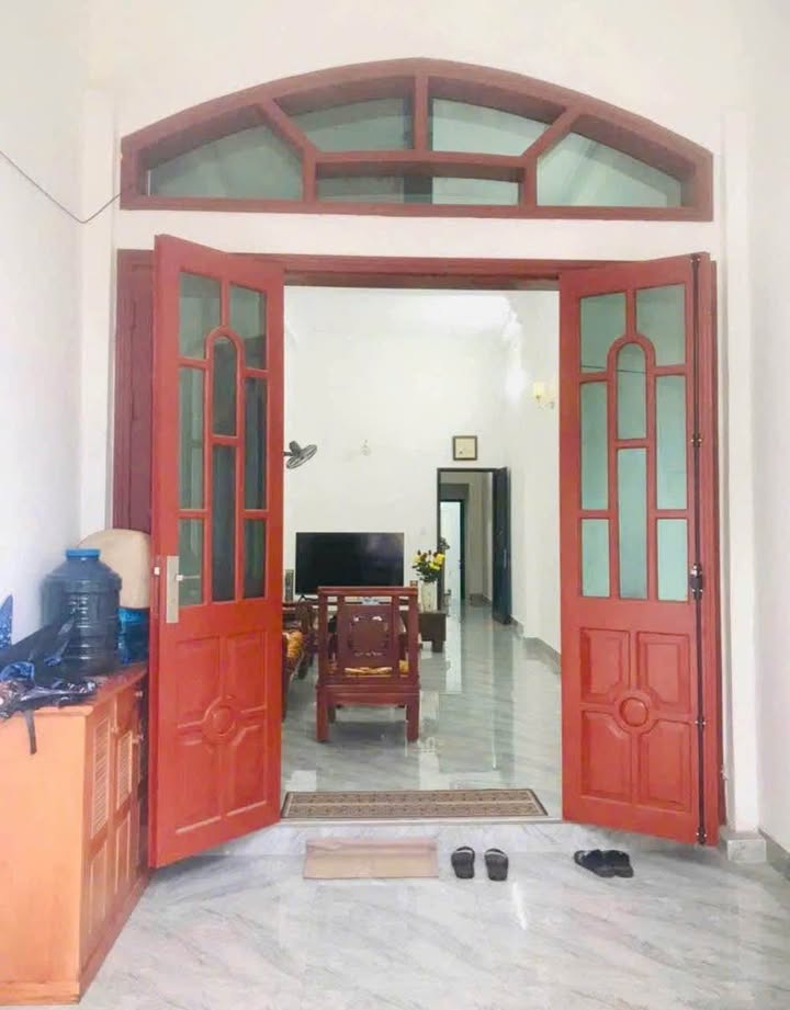 Nhà 2 tầng Hữu Nghị, Hòa Bình 104m² giá 2.2 tỷ - Sẵn sàng giao dịch ngay!