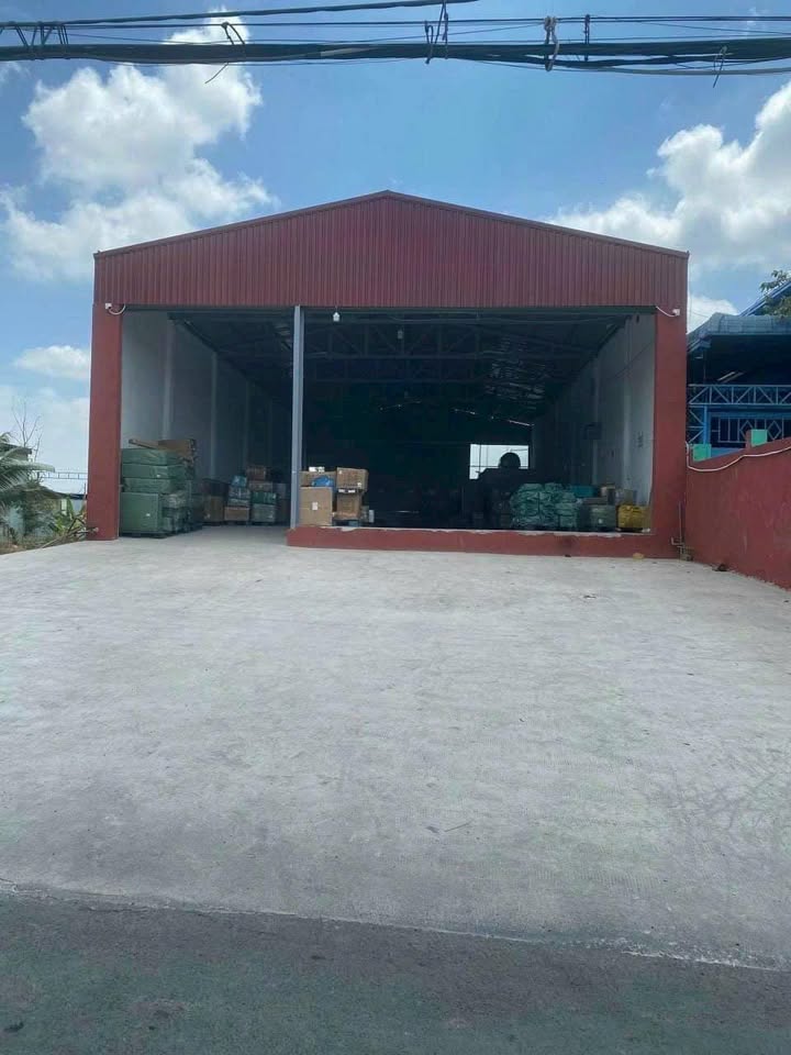 Xưởng mặt tiền đường Láng Le Bàu Cò, 1250m² giá 19 tỷ - Đầu tư sinh lời ngay!