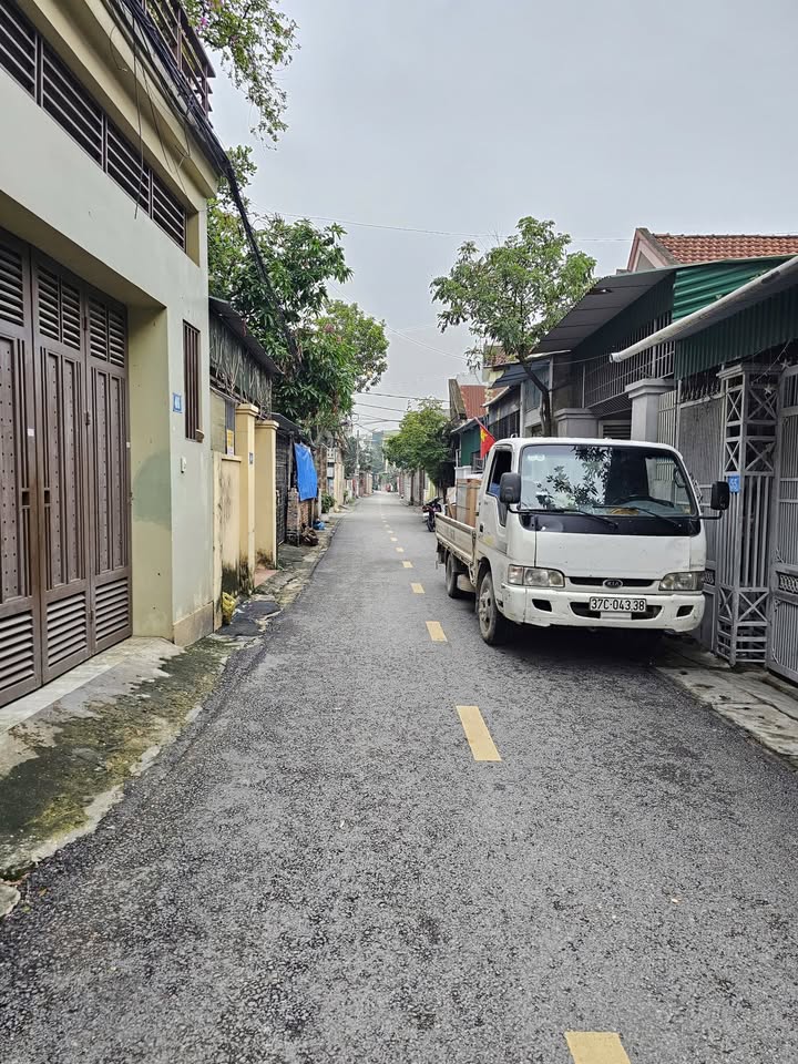 Nhà 2 tầng Lê Lợi, TP Vinh 120m² giá 6 tỷ - Sẵn sàng vào ở ngay!