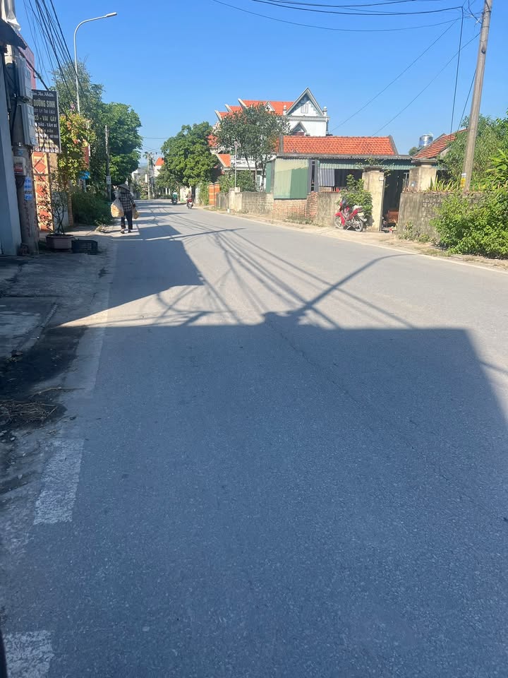 Đất mặt tiền Bãi Soi Uông Bí 100m² giá 1.9 tỷ - Cơ hội đầu tư tuyệt vời!