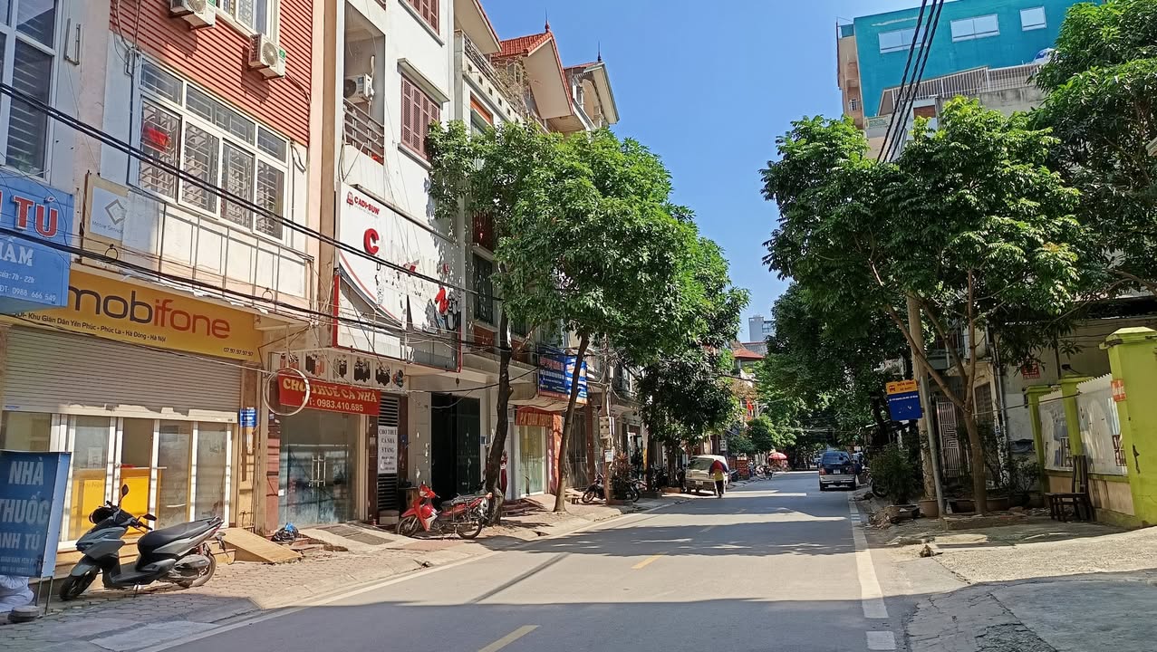 Cho thuê nguyên căn mặt phố Yên Phúc 60m² - Kinh doanh sầm uất ngay đối diện bệnh viện