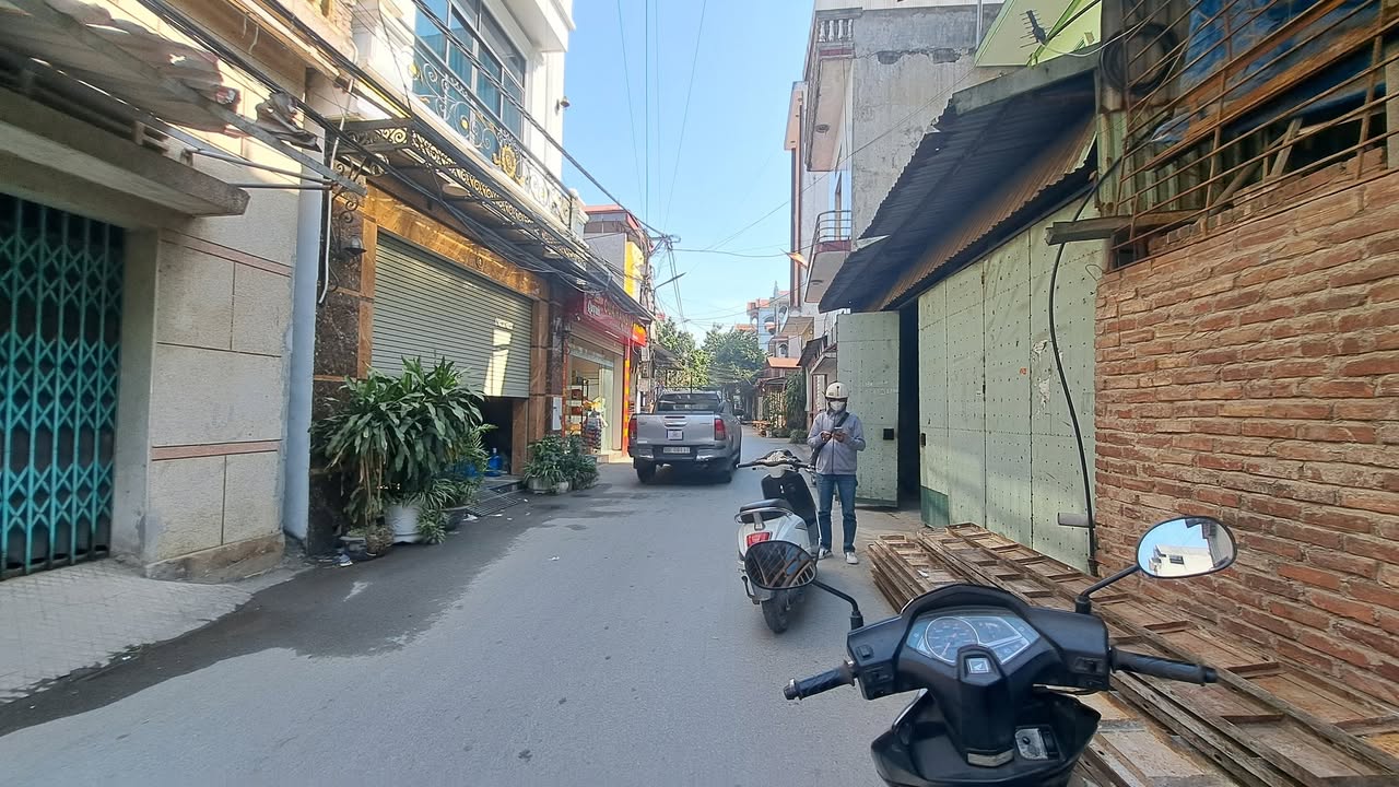 Đất nền Từ Sơn 46.7m² giá 2 tỷ - Vị trí kinh doanh đắc địa!