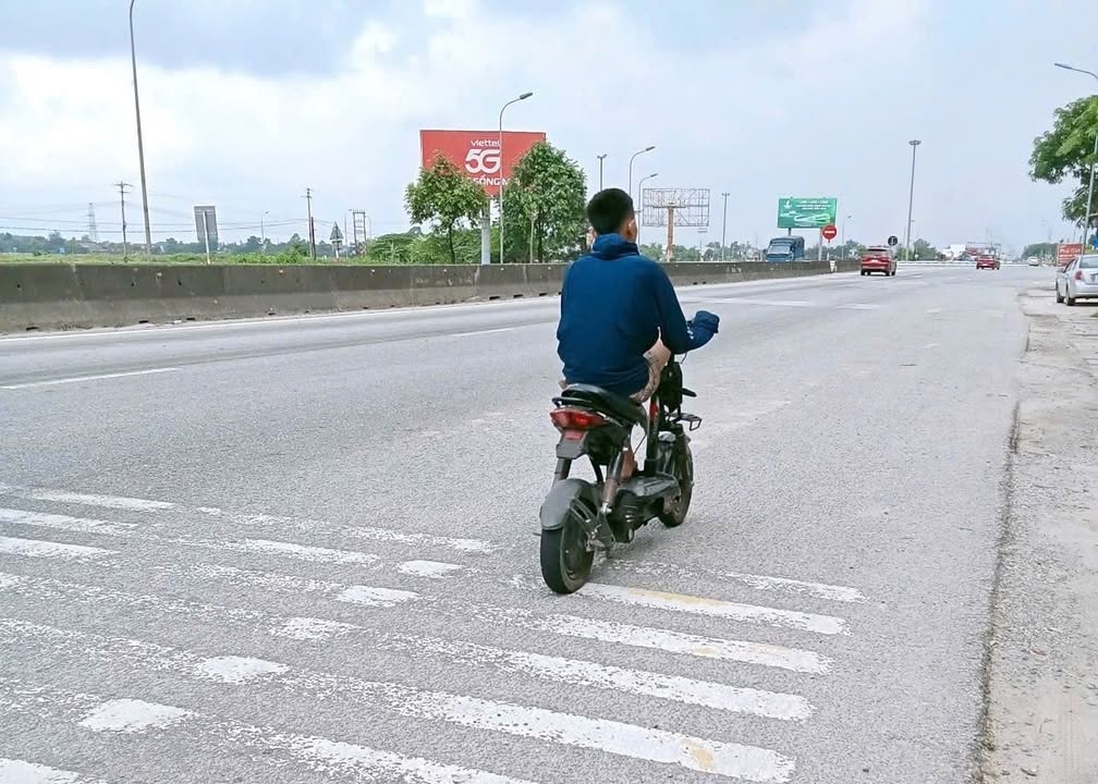 Đất Kinh Doanh Lô Góc 167,5m² Mặt Tiền 10m Quốc Lộ 1A - Đầu Tư Sinh Lời Tại Cẩm Vịnh!