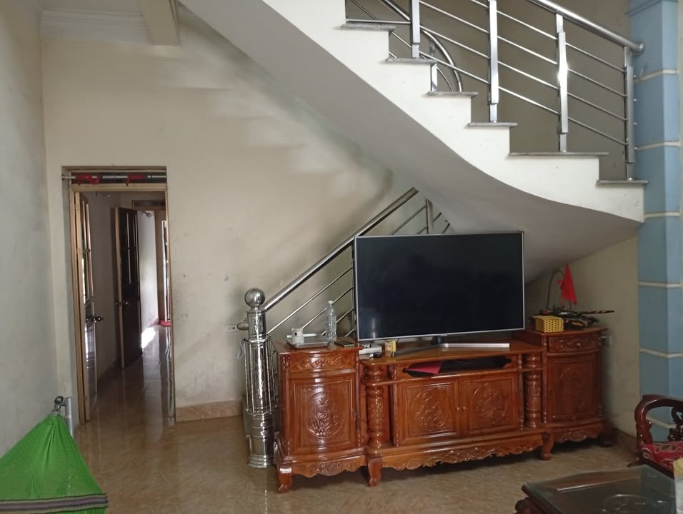 Nhà 2 tầng mặt đường TL421B, Quốc Oai, Hà Nội - Giá 3 tỷ, sổ đỏ chính chủ!