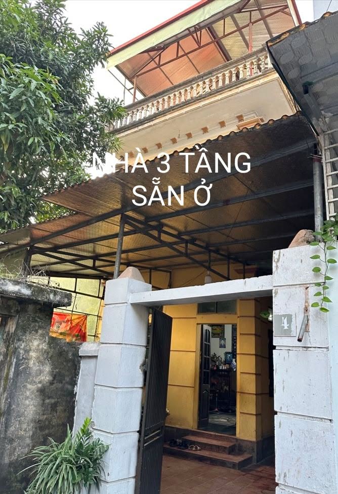 Đất tặng nhà 3 tầng Kim Chung 92m² - Ô tô đỗ cửa, giá tốt!