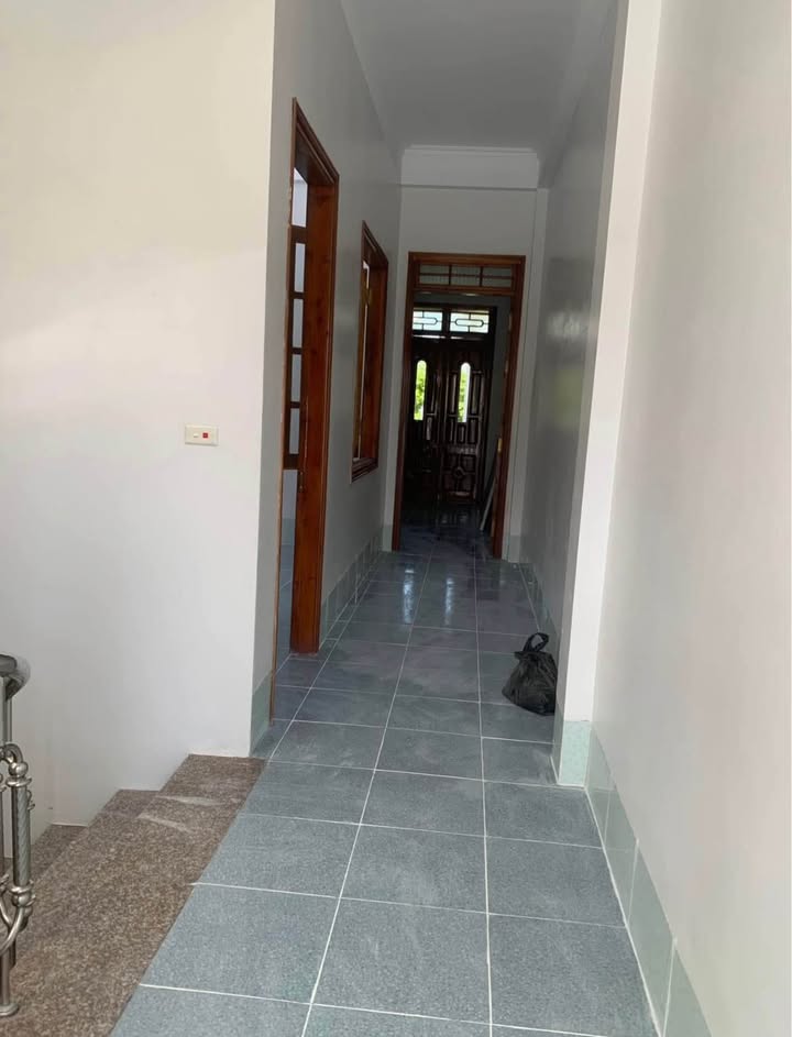 Nhà phố 3 tầng tại Phan Thiết 100m² - Nhà mới, vị trí đắc địa đối diện viện 153