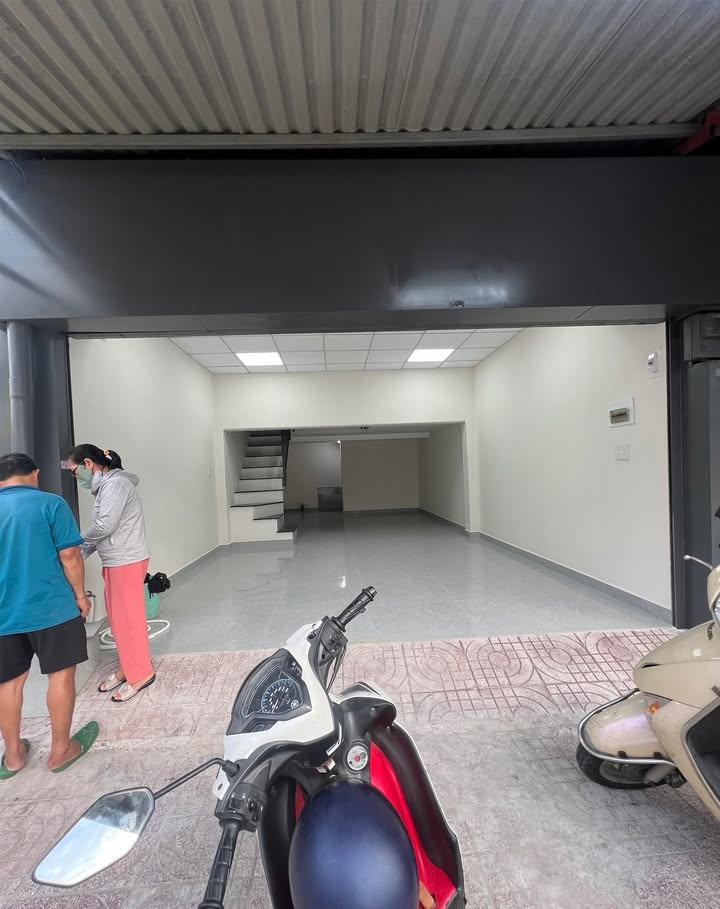 Nhà cho thuê mặt tiền đường Dân Chủ, phường Bình Thọ, Thủ Đức - Diện tích 58m² chỉ 30 triệu/tháng!