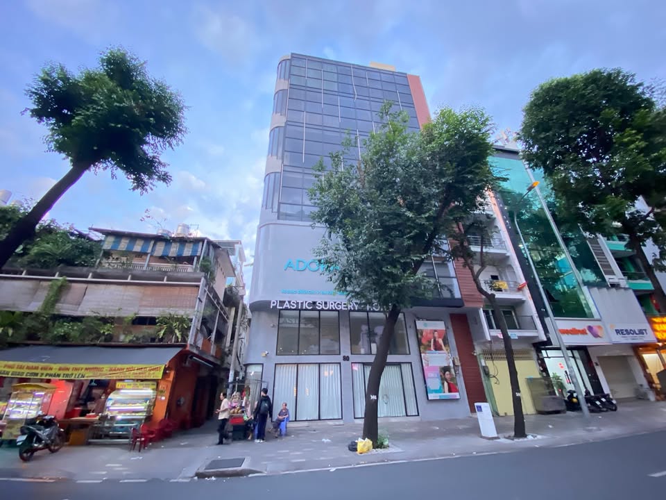 Nhà mặt tiền cho thuê 80 Mạc Đĩnh Chi, Q1 - Vị trí đắc địa, kinh doanh thuận lợi!