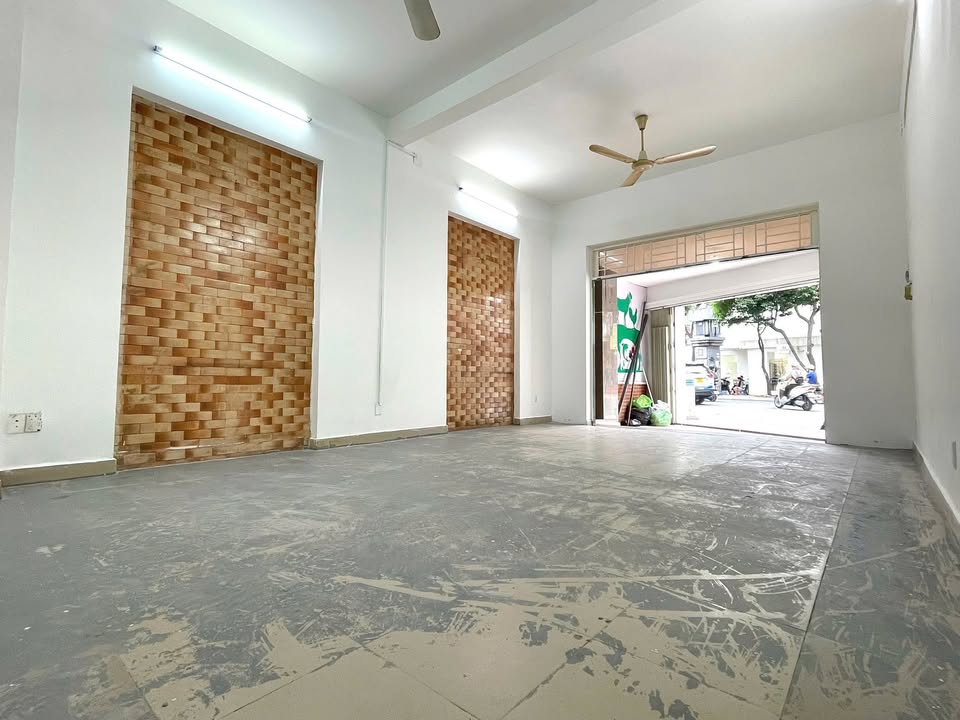 Mặt bằng kinh doanh cho thuê tại Phú Nhuận 36m² - Địa điểm lý tưởng cho mọi ngành nghề!