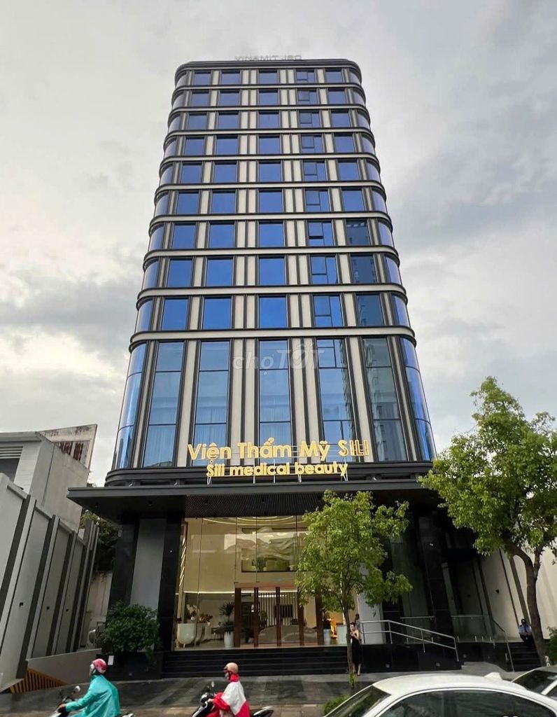 Building Mặt Tiền Đường Nguyễn Văn Trỗi, Phú Nhuận 360m² - Cho Thuê Nguyên Căn Hoặc Từng Tầng
