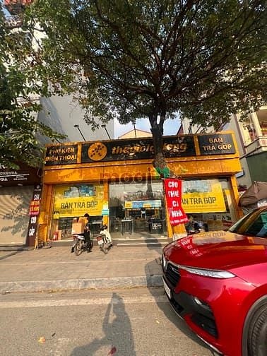 Cho thuê mặt bằng kinh doanh Giảng Võ 150m² giá 125 triệu - Vị trí đắc địa, kinh doanh sinh lời!