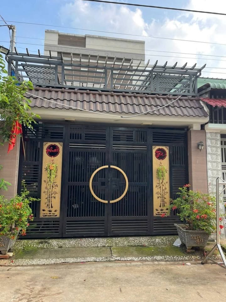 Bán nhà 1 trệt 1 lầu 125m² tại Củ Chi chỉ 1.35 tỷ - Dọn vào ở ngay!