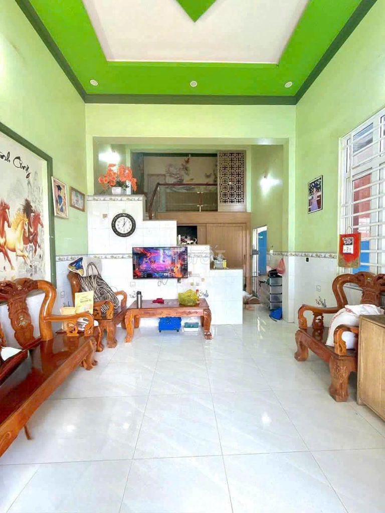 Bán nhà 1 Trệt 1 Lầu Lửng 168m², 4,9 Tỷ - Giảm ngay 600 triệu!