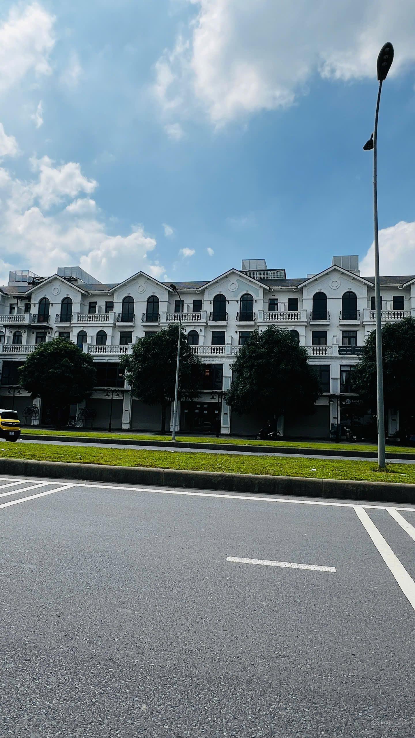 Cho thuê shophouse, biệt thự, mặt bằng kinh doanh tại Vinhomes Ocean Park Gia Lâm - Giá từ 7 triệu/tháng!