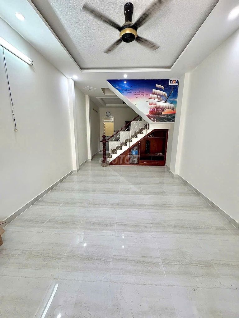 Nhà 3 tầng 4PN 4WC Đặng Văn Bi, Trường Thọ, Thủ Đức - Dọn vào ở ngay!