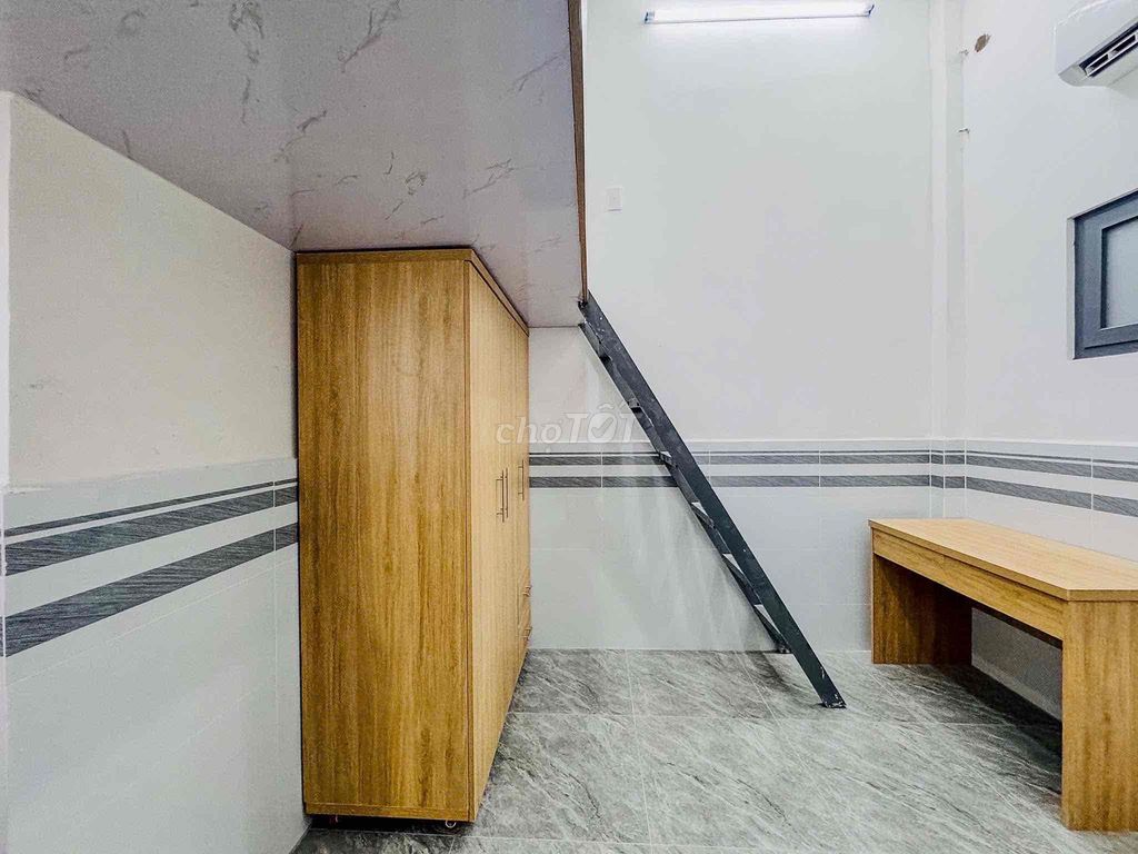 Phòng trọ giá rẻ 27m² tại Làng Đại Học - Giờ giấc tự do, an ninh 24/7!