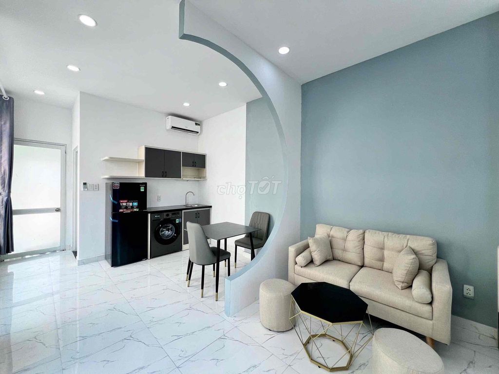 Căn hộ dịch vụ tách bếp 35m² tại Quận 3 - Giá chỉ từ 7.9 triệu!