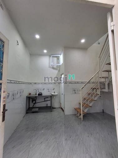 Nhà nguyên căn Thạnh Xuân 21, Quận 12, 40m² chỉ 3 triệu - Thuận tiện sinh sống!