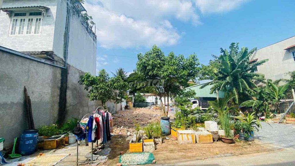 Đất nền gần chợ Xóm Nghèo, phường Dĩ An - Giá chỉ từ 3.65 tỷ