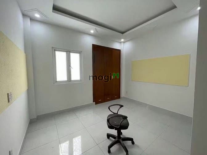 Nhà phố cho thuê gần trường Cao Đẳng Điện Lực, Thạnh Lộc, Q12 - Diện tích 144m², chỉ 10 triệu/tháng!