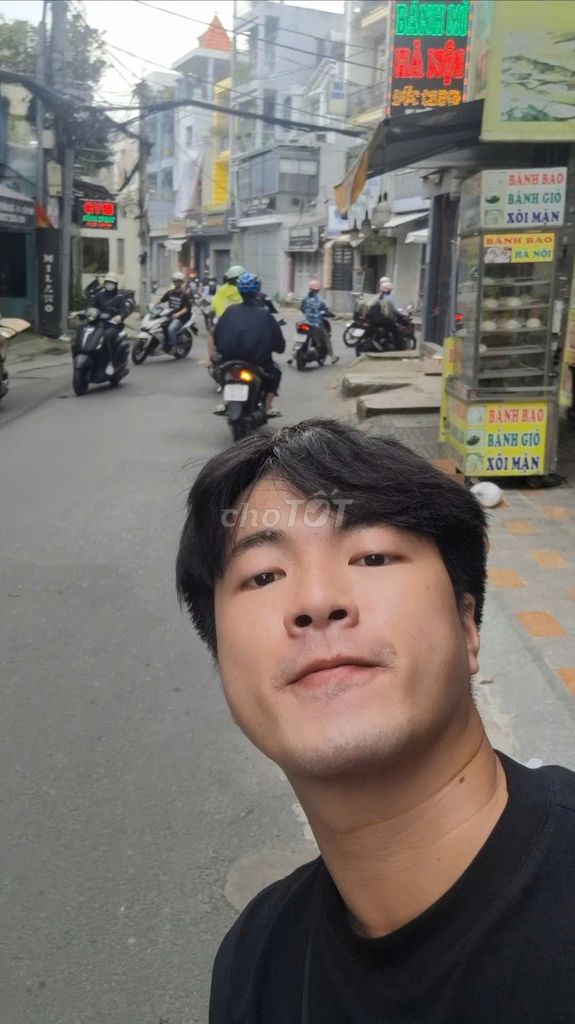 Nhà phố Cách Mạng Tháng Tám, Tân Bình 65m² giá chỉ 5.98 tỷ - Đang cho thuê 20 triệu/tháng!