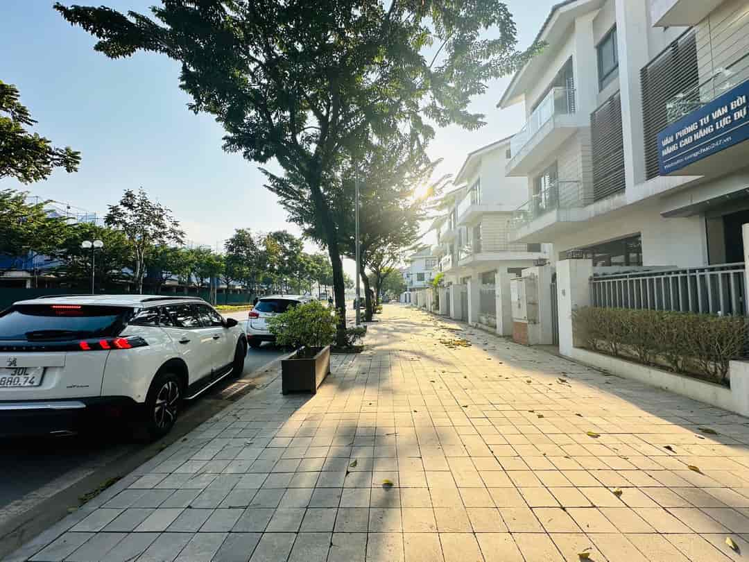 Biệt thự D03 LK53B Hà Đông 180m² giá 89 tỷ - Vị trí đắc địa đối diện CV Thiên Văn Học!