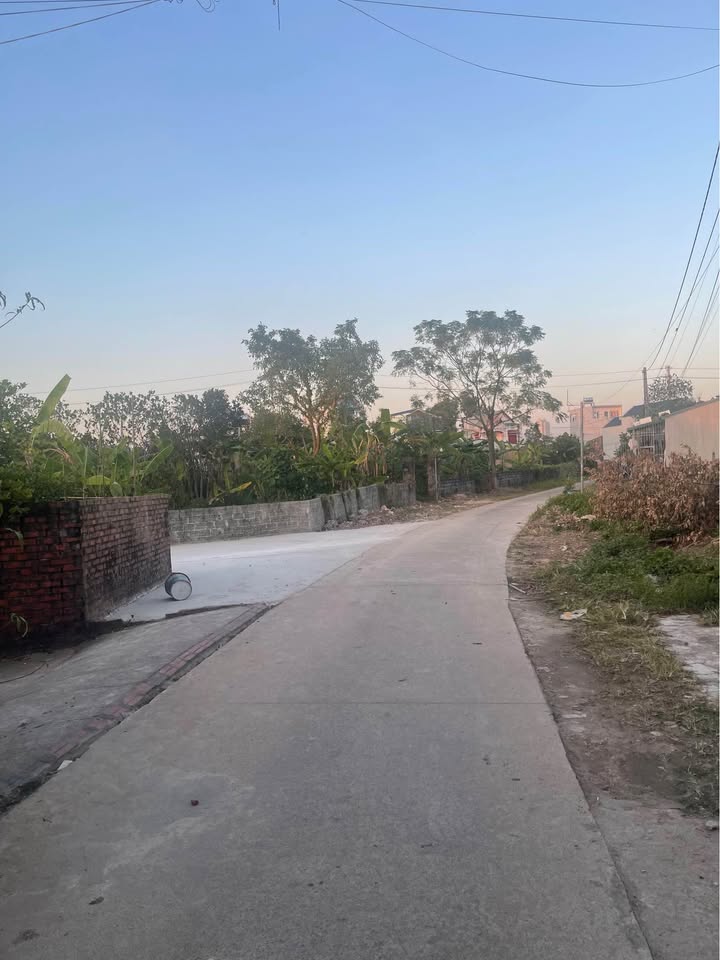 Đất nền Ninh Dương Móng Cái 139m² giá 1 tỷ - Đường ô tô tránh nhau thoải mái!