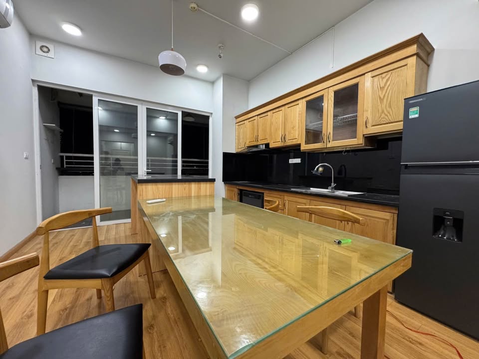 Căn hộ C14 Tố Hữu 132m² giá thỏa thuận - Thiết kế hiện đại, nội thất đẹp!