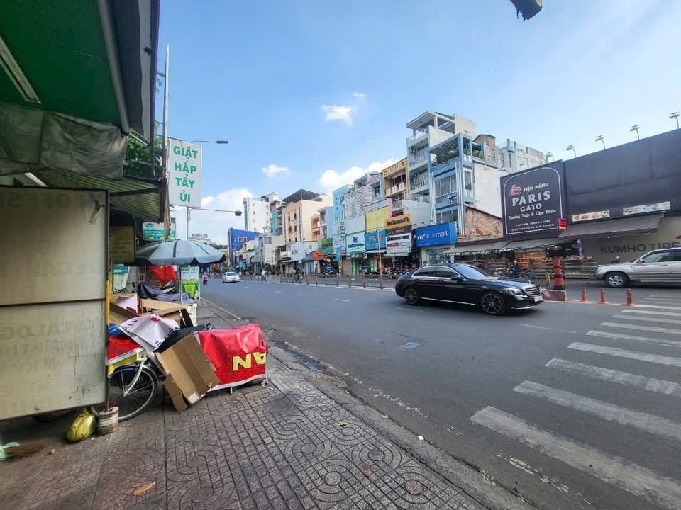 Bán Nhà Mặt Tiền Kinh Doanh Đường Lý Thái Tổ, Quận 3, 22.4m² - Giá Chỉ 6 Tỷ!