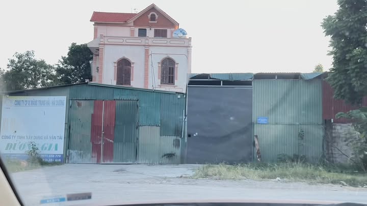 Đất nền KĐT trung tâm Trần Hưng Đạo 45.8m² giá 1 tỷ - Hướng Bắc, mặt tiền bãi đỗ xe rộng!