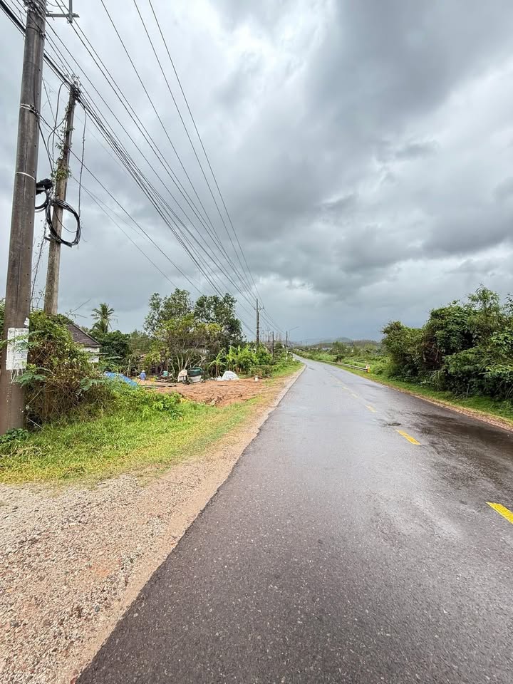 Đất nền góc 2 mặt tiền Quốc lộ 19C, xã Canh Hiển 240m² giá 600 triệu - Sổ đỏ chính chủ!