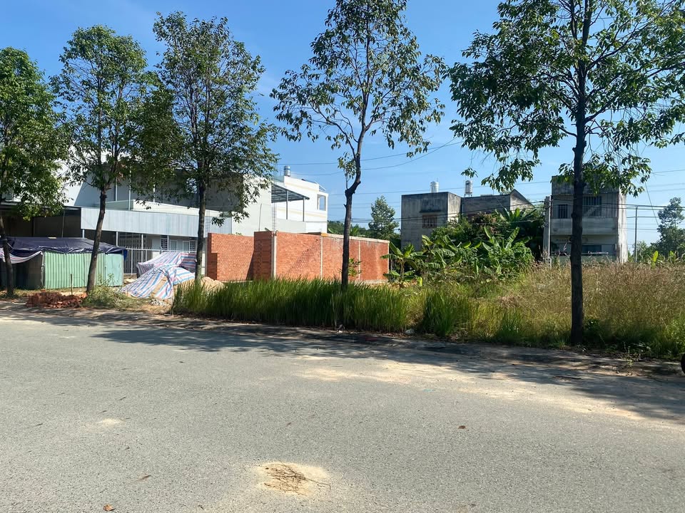 Đất nền Bến Cát 150m² giá 1.6 tỷ - Cơ hội đầu tư hấp dẫn!